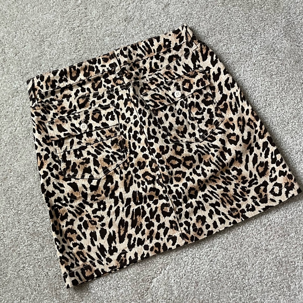 J. Crew Women’s Tan and Black Leopard Print Mini Skirt NWOT Size 4 - Picture 2 of 5